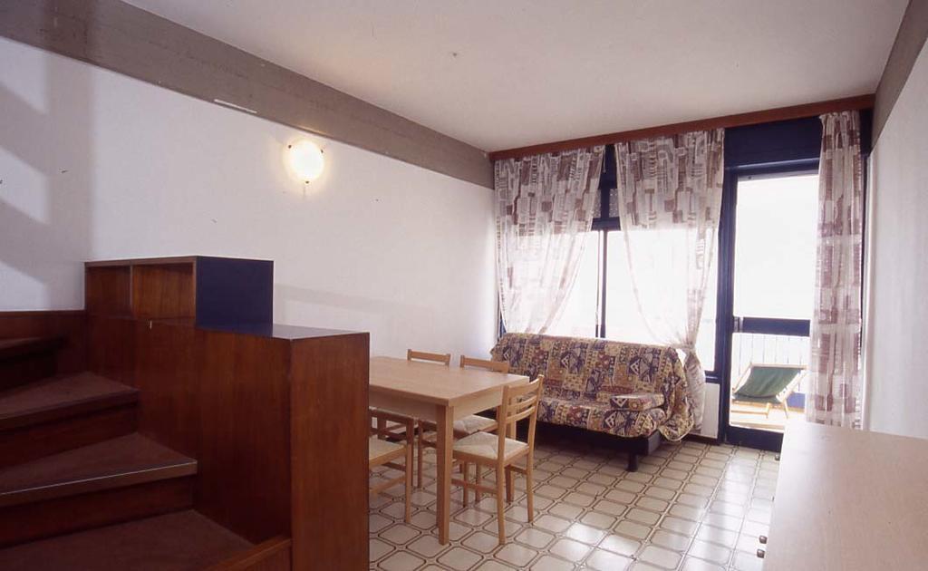Residence Penelope - Walterigato Apartments Solo Per Famiglie Lido di Jesolo Kültér fotó